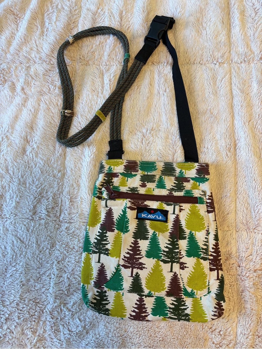 KAVU Keepalong Bag
